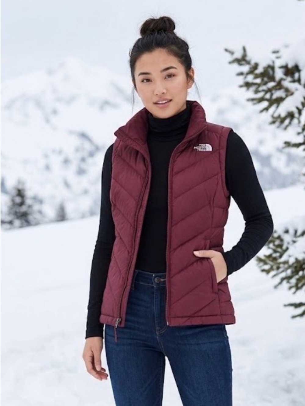 The North Face Women's Quilted Puffer Vest — Burgundy